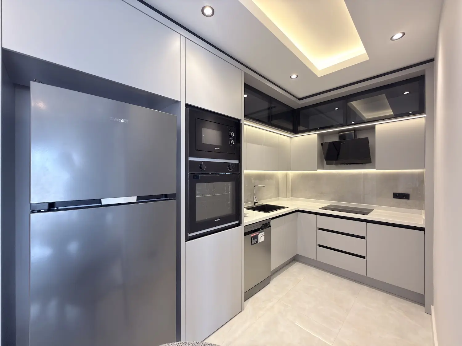 Fitted kitchen